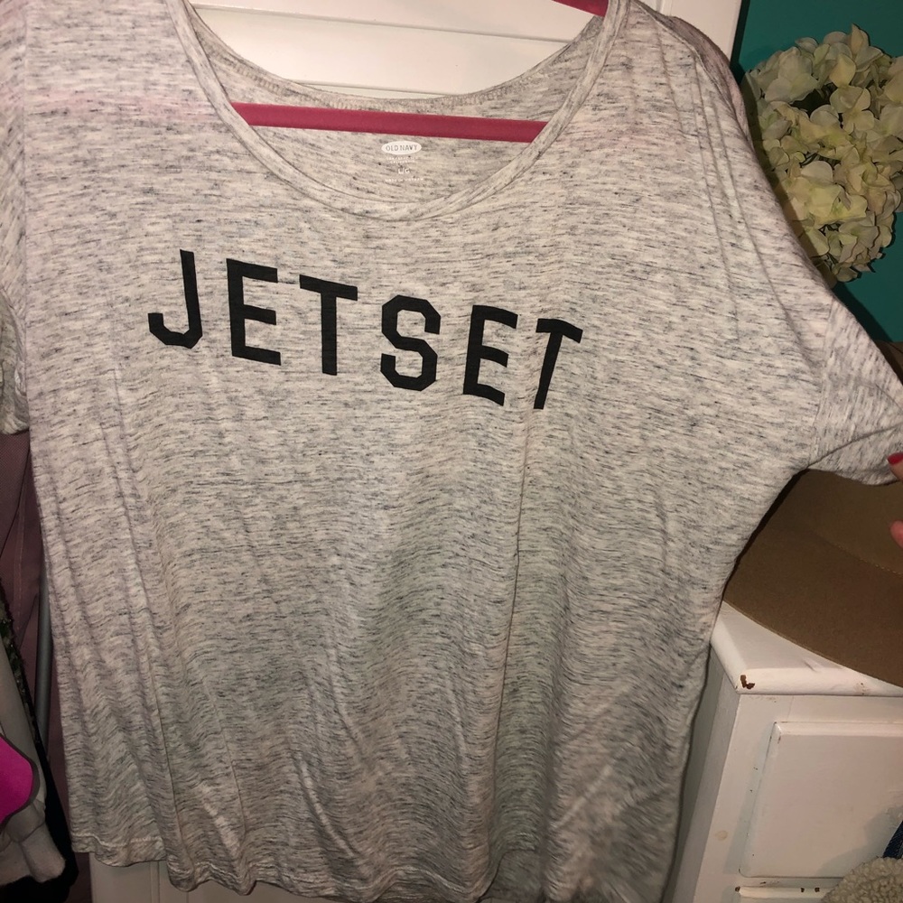 Jet set graphic tee